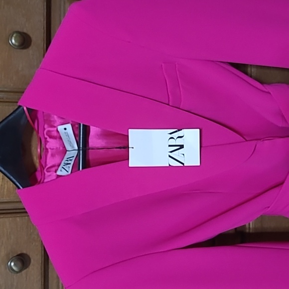Zara Women's Vibrant Pink Suit Jacket - Picture 5 of 5